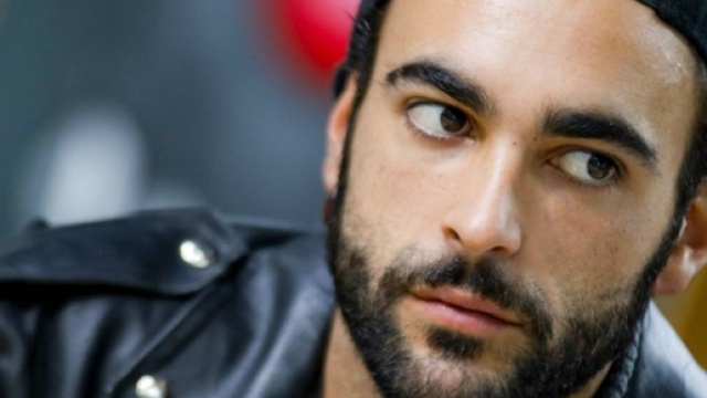 Marco Mengoni non vuole parlare della sua vita privata