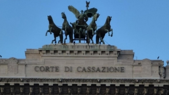Ultime news scuola, 24 novembre: sentenza Corte Cassazione su contratti a termine oltre 36 mesi