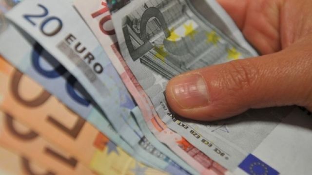 Ultime news scuola, gioved&igrave; 24 novembre 2016: bonus docenti 500 euro, le incognite