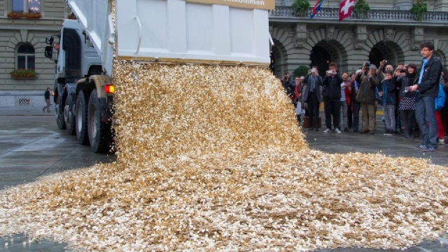 Alors que l'Etat Fran&ccedil;ais gaspille sans compter, le ministre de l'agriculture St&eacute;phane Le Foll prive les abeilles du moindre euro