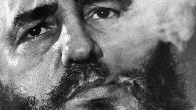 Morto Fidel Castro, eroe o dittatore? Il mondo &egrave; diviso