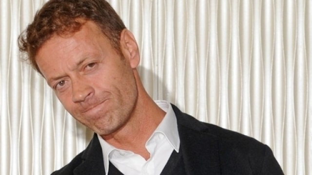 Rocco Siffredi ha smentito di aver consumato un rapporto intimo in un locale ligure