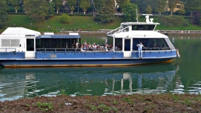 TORINO - "Valentino" uno dei battelli alla deriva, ma recuperato.