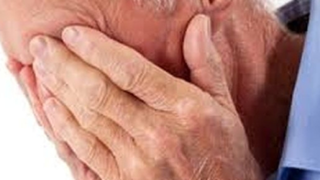 I malato di Alzheimer hanno bisogno di cure e di affetto