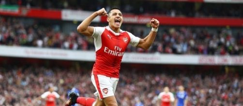 Alexis Sanchez scores stunning chip against Ludogorets | GiveMeSport - givemesport.com