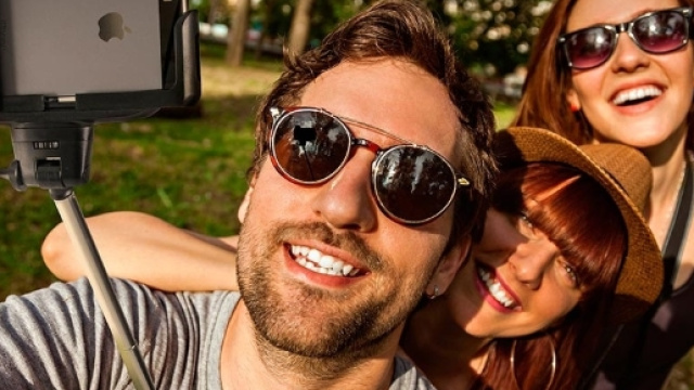 11 Best Selfie Apps for iPhone to Gain More Likes - Freemake - freemake.com