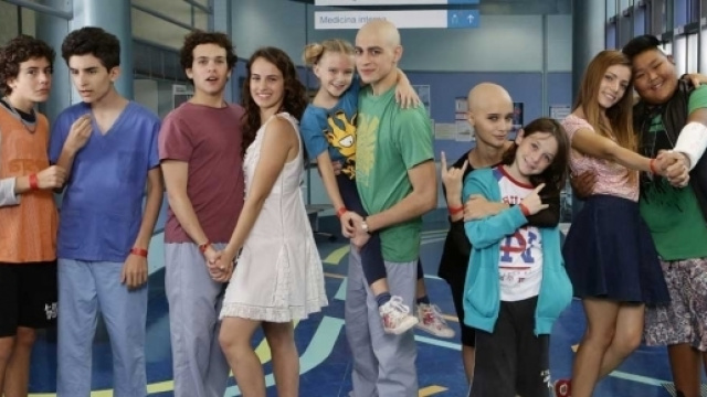 Alcuni dei Braccialetti rossi in posa