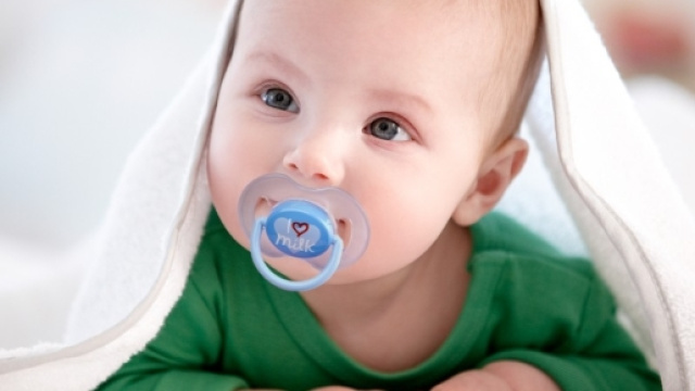 Diminuiscono i neonati e i bambini in Italia