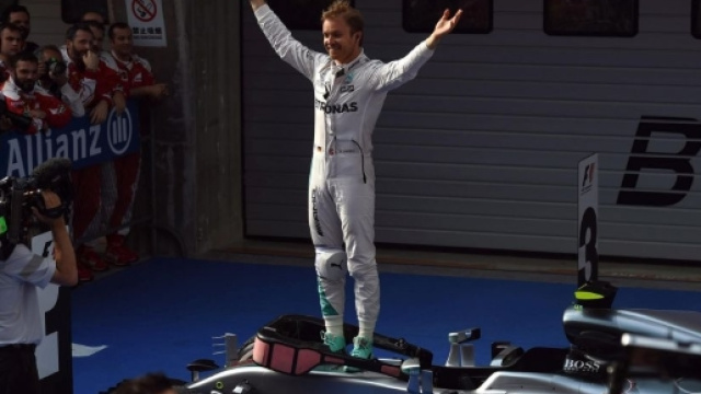 Le pagelle: Rosberg ancora perfetto, Kvyat sbaglia tutto - GP ... - eurosport.com