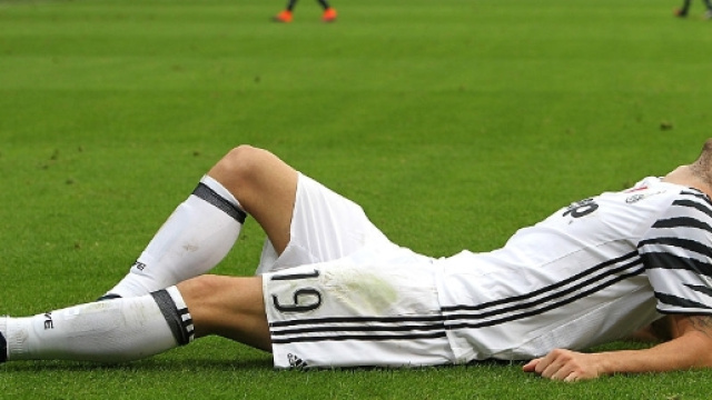 Lunghi stop per Bonucci e Dani Alves