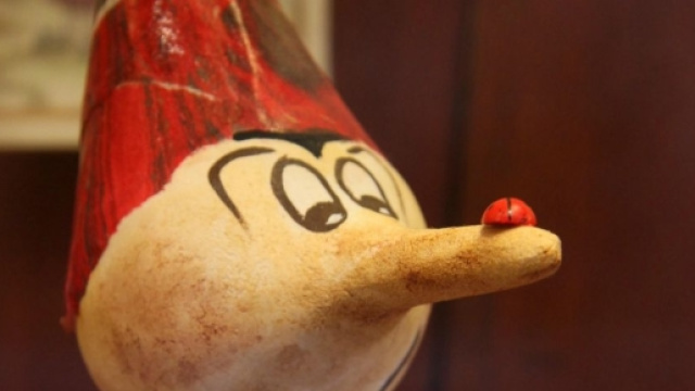 Bufale e falsi miti sul cibo: come conoscerli ed evitarli