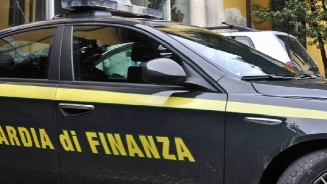 Il provvedimento ai danni della Bcc di Paceco (Trapani) &egrave; stato eseguito dal nucleo di polizia tributaria della GdF di Palermo