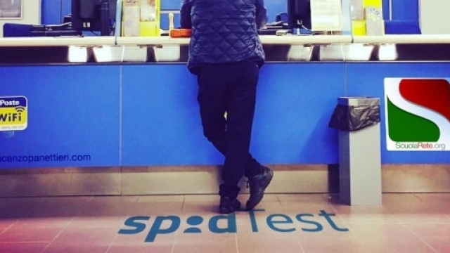 La mia fila per la SPiD, unico lato analogico della procedura. (foto www.vincenzopanettieri.com)