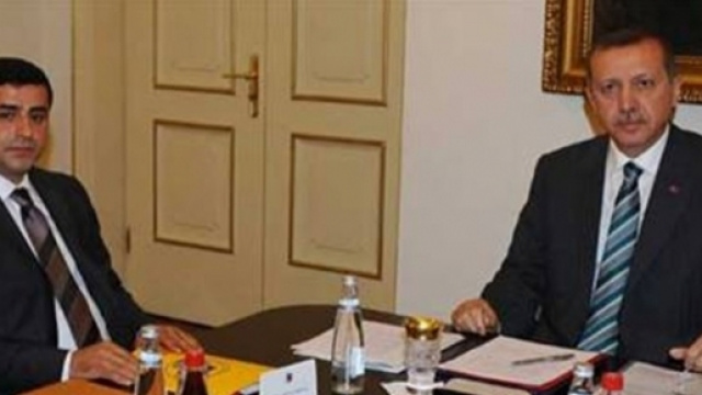 Erdogan e Demirtas in un incontro durante le elezioni