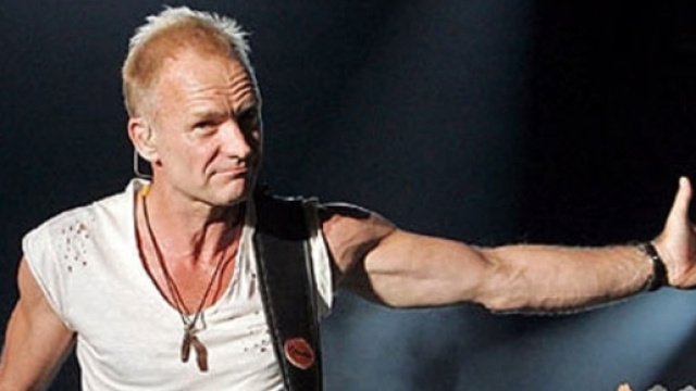 Il Bataclan riapre con un concerto di Sting