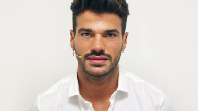 Uomini e donne, la scelta di Claudio Sona