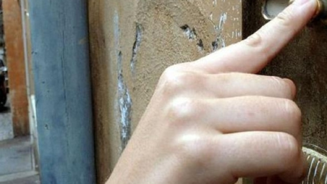 Divieto di vendita porta a porta nel Comune di Porcari, Lucca. Proteste da Univendita