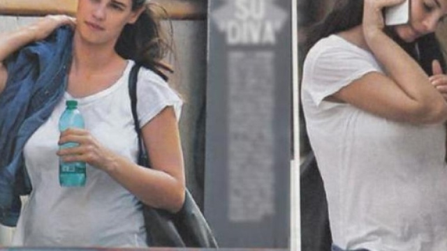 Francesca Chillemi incinta, le foto col pancino: l'attrice ex Miss ... - ilmattino.it