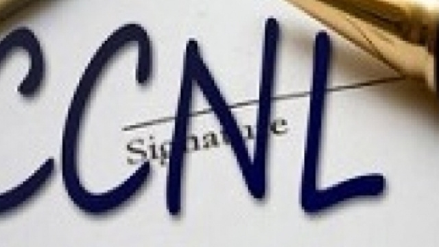 Ultime news scuola, mercoled&igrave; 30 novembre: &egrave; ufficiale, aumento stipendi anche per docenti e Ata