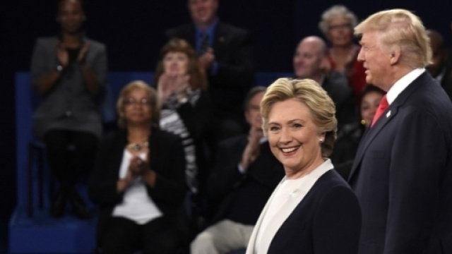 Esteri: il mondo teme l'imprevedibilit&agrave; di Trump? Ma Hillary Clinton non &egrave; mai stata una 'colomba'