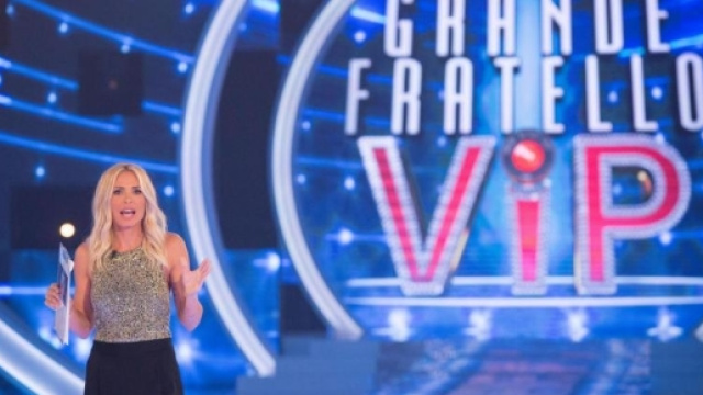 gf vip, Bettarini attacca la Marini