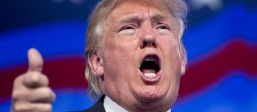 Ronda Rousey v Holly Holm: Best celeb reaction - BBC Newsbeat - bbc.co.uk