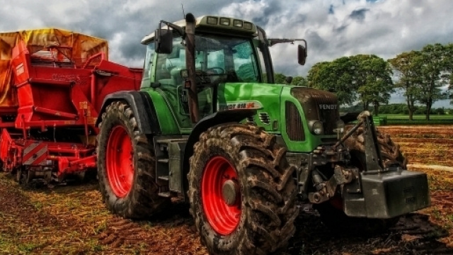 Fondo perduto per acquisto trattore agricolo/forestale