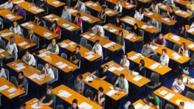 Concorso scuola 2016: le novit&agrave; sulle assunzioni dei dottori di ricerca.