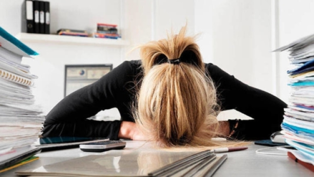 Lavoro: buste paga superiori agli importi reali per non pagare le tasse.