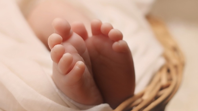 Rachele, la prima bambina nata dopo il sisma che ha colpito Amatrice