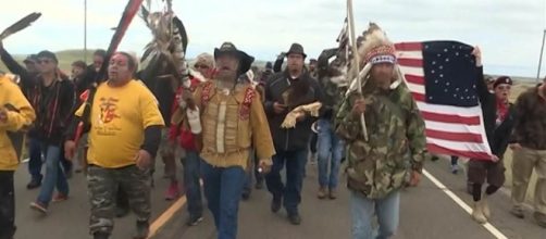 Hawaii member of the U..S House, North Dakota senator take opposing stances on North Dakota pipeline, protests. - NBC News - nbcnews.com