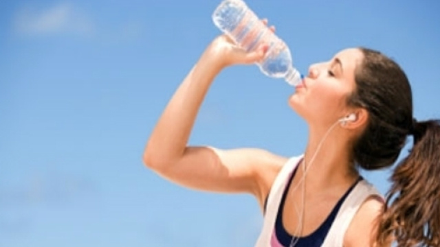 Bere troppa acqua fa male alla salute.