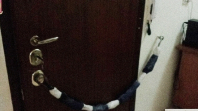 Silvano Bellu e Marco Di Monte, nella foto piccola in basso a destra, sono stati arrestati dalla Polizia.