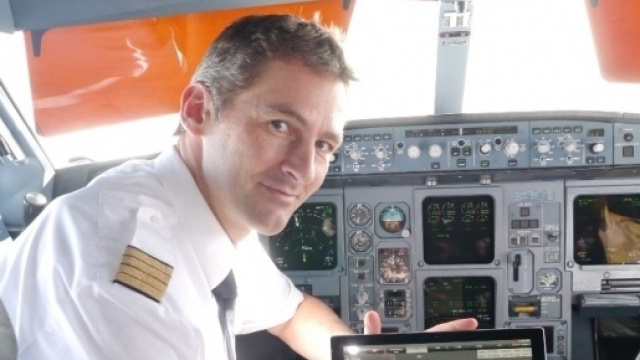Austrian Airlines (Gruppo Lufthansa) seleziona 100 piloti da assumere nella compagnia aerea.