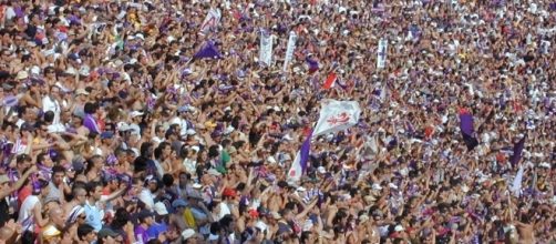 Fiorentina vs Sassuolo [image: upload.wikimedia.org]