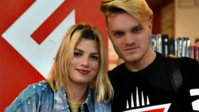 #EmmaMarrone consegue la doppia certificazione di platino con #Adesso. #BlastingNews