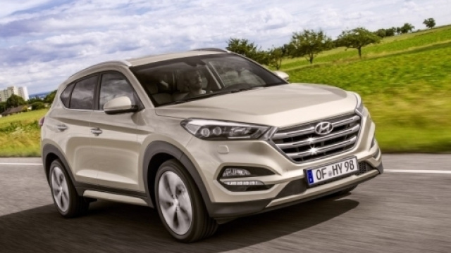 All-New-Tucson-Exterior-White-Sand-19 (Custom) - The Korean Car Blog - thekoreancarblog.com