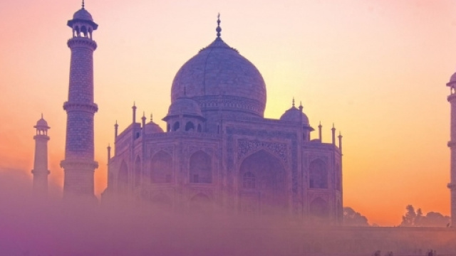 Nascono in Italia i tour organizzati per comprare farmaci dall'India