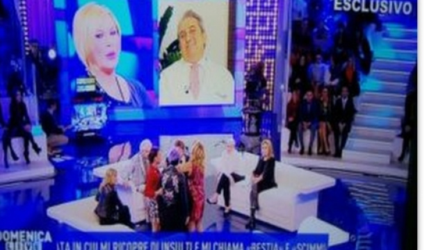 Rissa a Domenica Live tra Filippo Facci e Manuela Villa