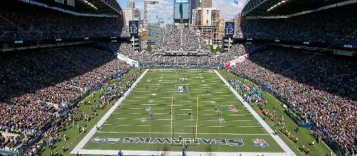 Joey Barton: 'I'm back in Burnley's WhatsApp group' - BBC Sport - bbc.com