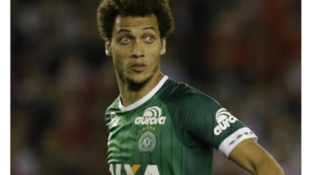 Helio Neto si risveglia e chiede se il "Chape" ha vinto - la stampa