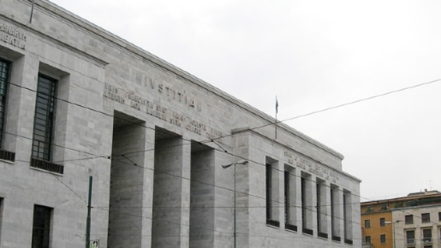 Tribunale di Milano: risarcita con 100.000 euro per aver perso un feto dopo un incidente