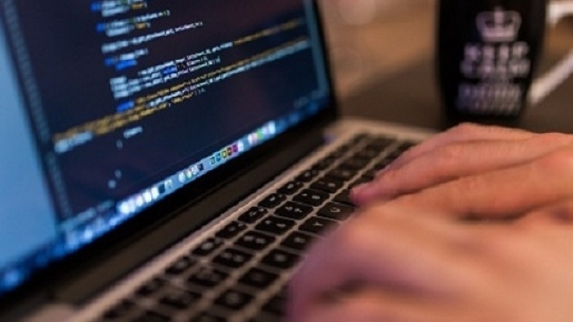 Popcorn Time: nuovo pericoloso virus che blocca i PC.