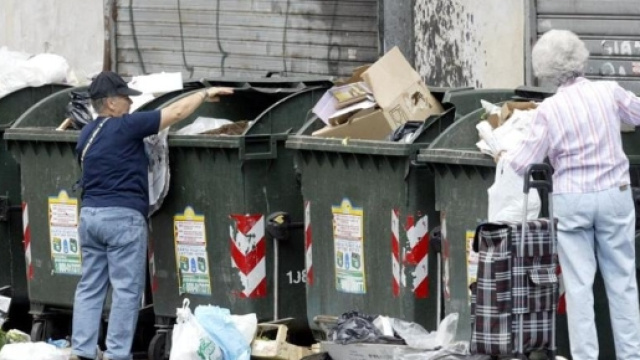 Il piano anti povert&agrave; del governo tra SIA e reddito minimo, ma molte regioni ci pensano da sole