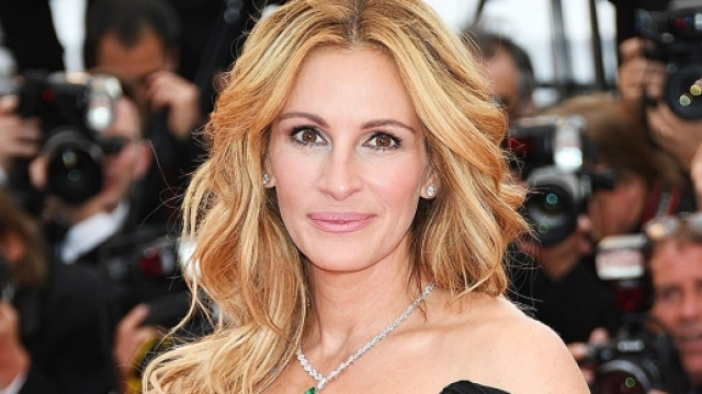 Julia Roberts &egrave; solo l'ultima star cinematografica a debuttare in una serie tv.