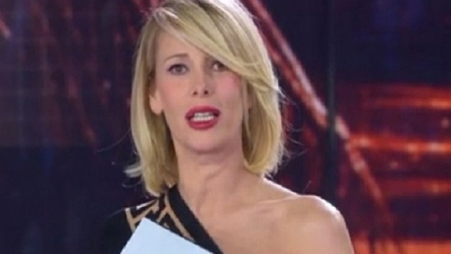 Alessia Marcuzzi condurr&agrave; L'Isola dei Famosi 12