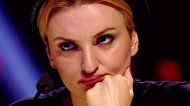 X Factor 10, Arisa messa ko dai fischi del pubblico e Simona Ventura interviene