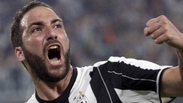 Juve-Fiorentina 2-1: Higuain segna al debutto e - gazzetta.it
