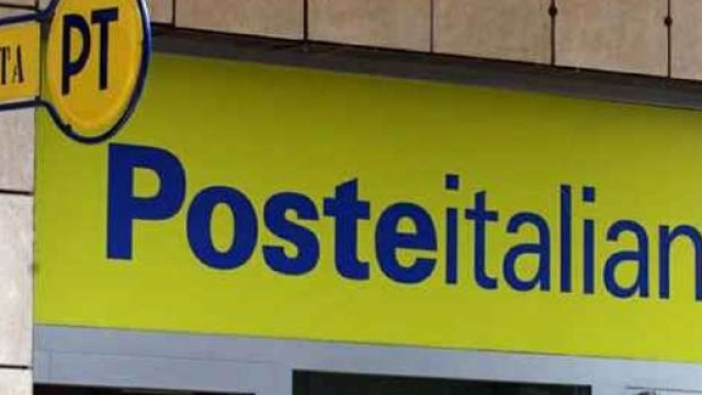 Lavoro, Poste Italiane assume portalettere
