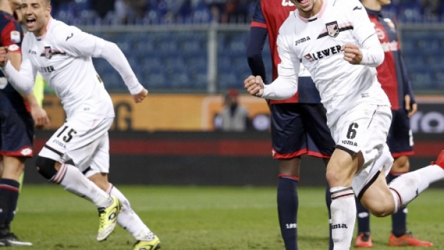 Serie A, Genoa-Palermo 3-4: pazza rimonta a Marassi